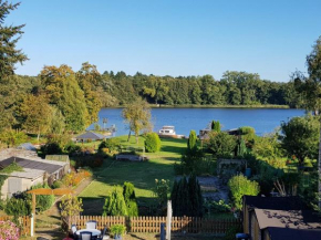 Schöne 3Zimmer Ferienwohnung direkt am Baalensee